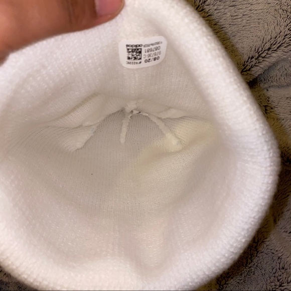 Adidas originals trefoil white black beanie hat - Picture 7 of 7